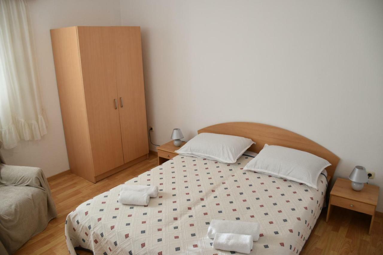 Mauro Apartment ราชานาส ภายนอก รูปภาพ