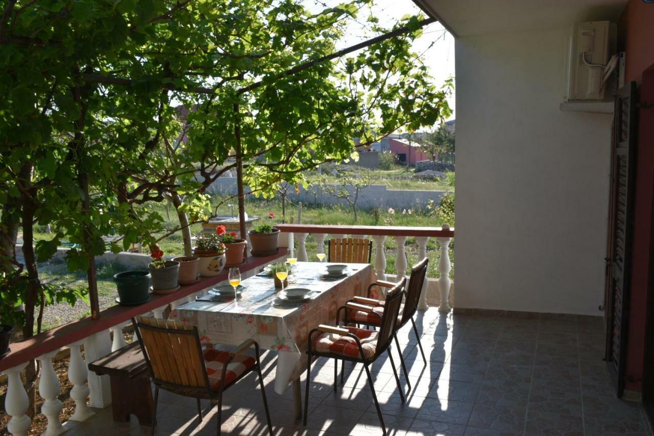 Mauro Apartment ราชานาส ภายนอก รูปภาพ